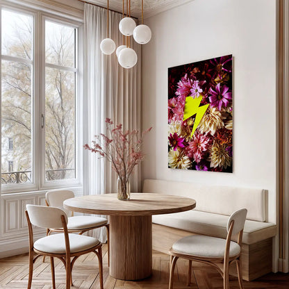Modernes Wandbild mit Blumen und neon Blitz auf Alu Dibond oder gerahmt im neon Rahmen als hochwertigen Kunstdruck für das Wohnzimmer bestellen