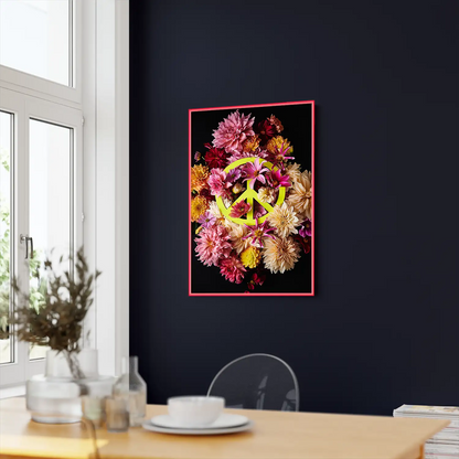 Modernes Wandbild mit Blumen und Peace Symbol in neon Rahmen als hochwertigen Kunstdruck für das Wohnzimmer bestellen